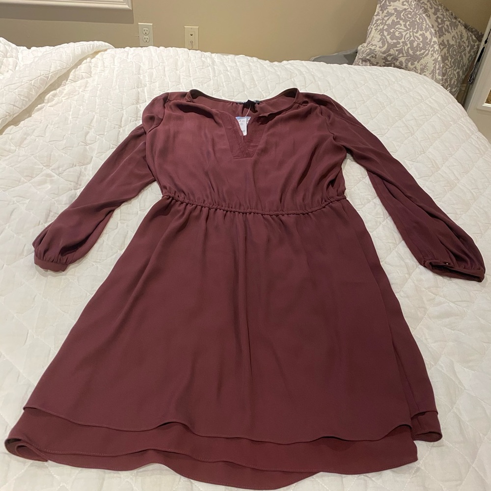 NWT White House Black Market Burgundy V Neck Dress Size 10